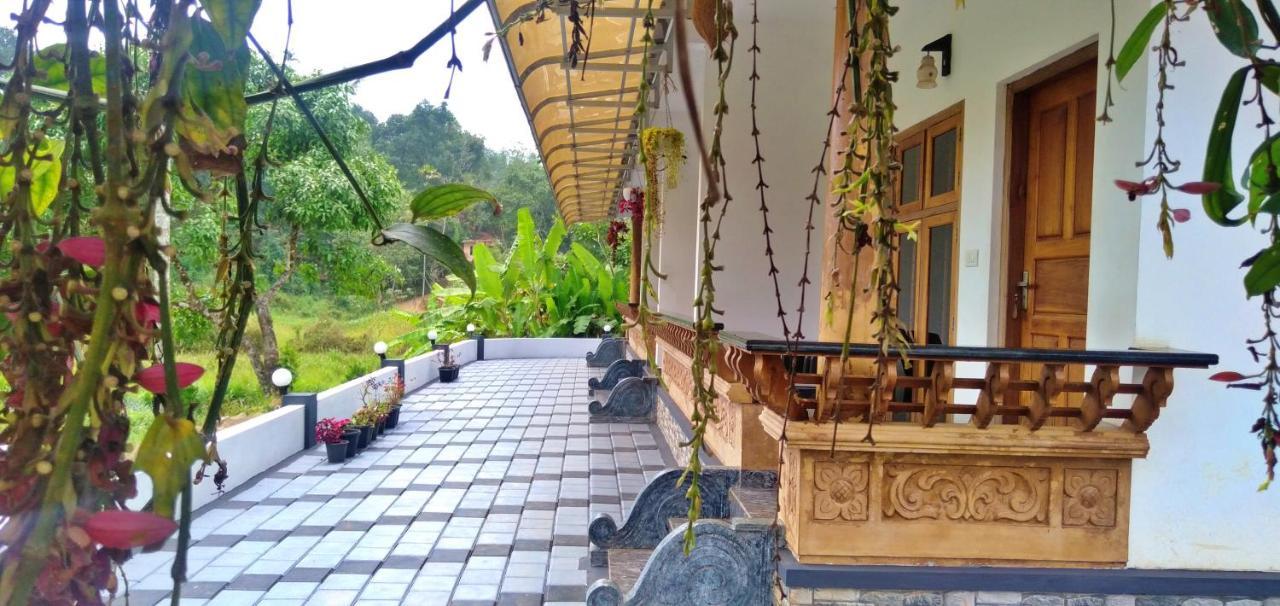 Wild Mist Homestay มุนนาร์ ภายนอก รูปภาพ